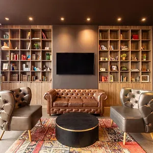 Pulse 95 By Wynwood House Bogota